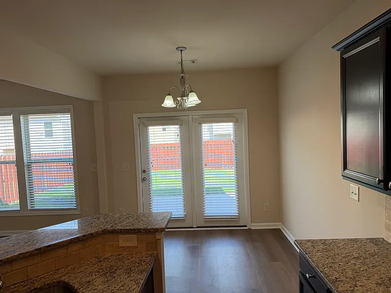 4925 Ducote Trl — Photo 33