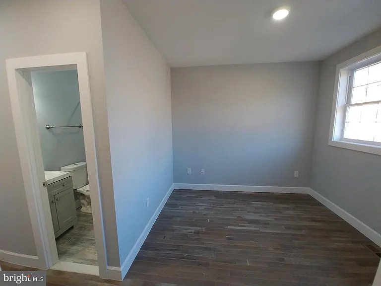 752 Lamont St NW #2 — Photo 12