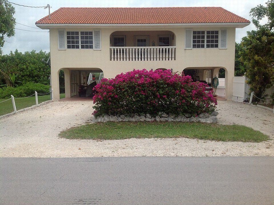 Great Family Home With Pool And Close To Sombrero Beach