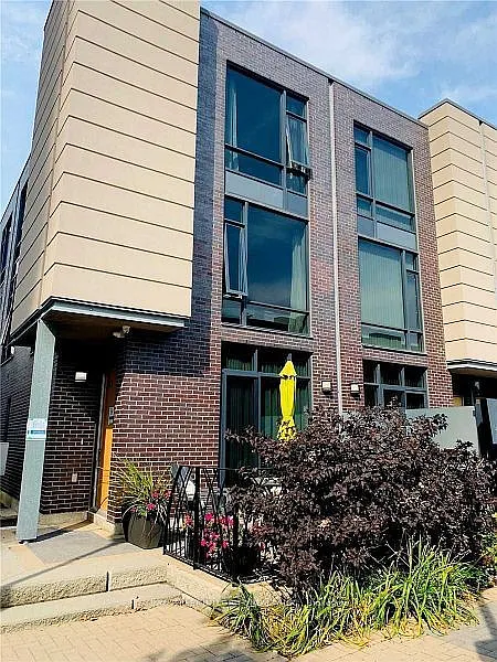 4 bed, $3,950 — Photo 3