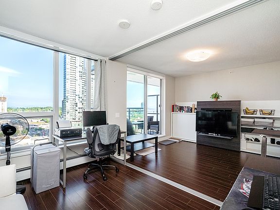 4th image of 13398 104th Ave #2608