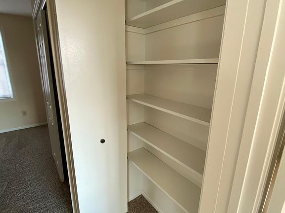 5th image of 10625 Northland Dr NE