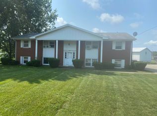 3608 Diamond Dr #1, Hamilton, MI 49419