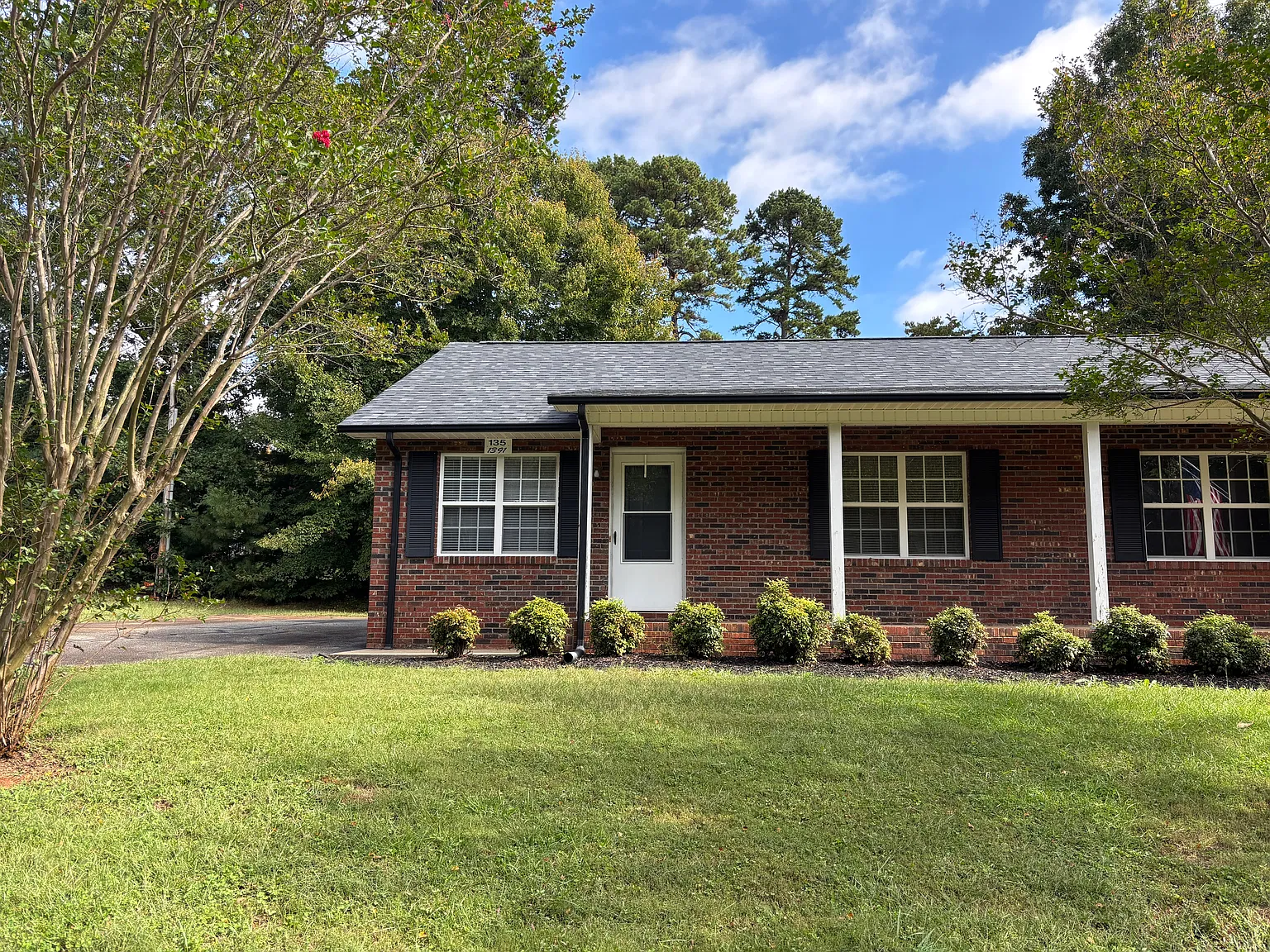2 bed, $1,200 — Photo 1
