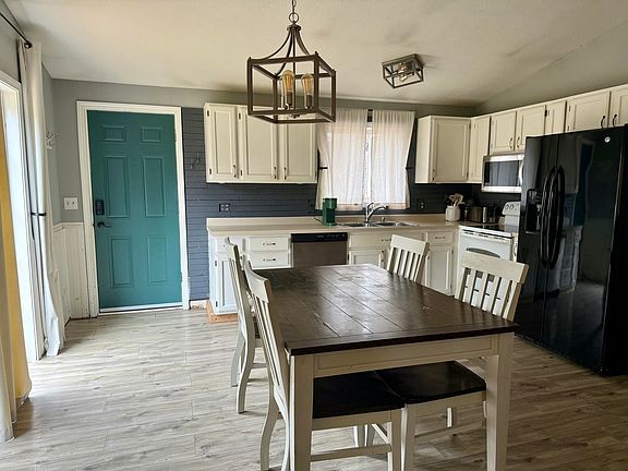 2nd image of 125 Fairview Drive