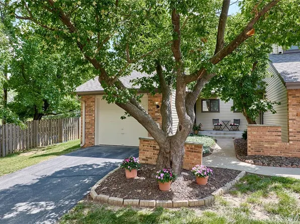 1842 Moonstone Dr, Saint Louis, MO 63146