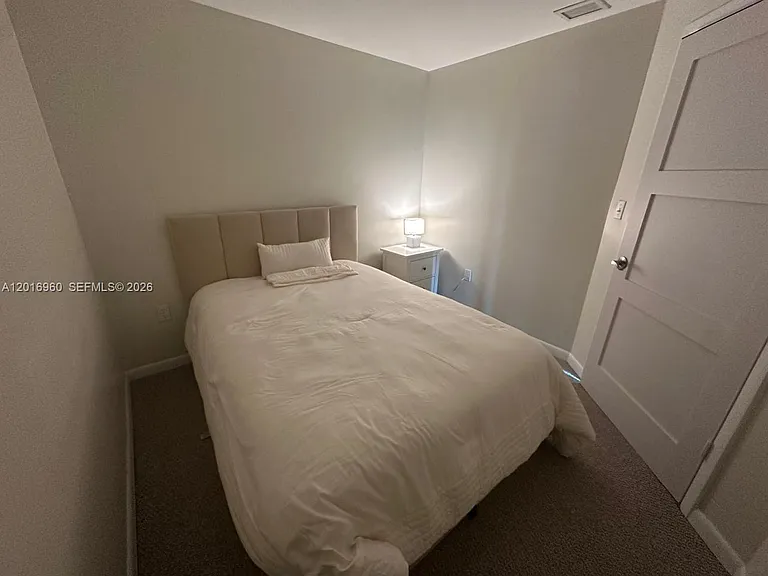 253 NE 2nd St #1402 — Photo 12