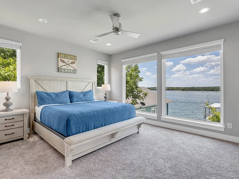 Campa Pajama Ln — Photo 42