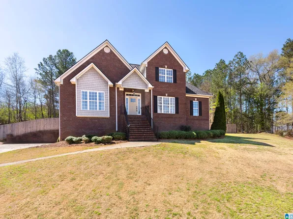 2 Farm Ct, Springville, AL 35146