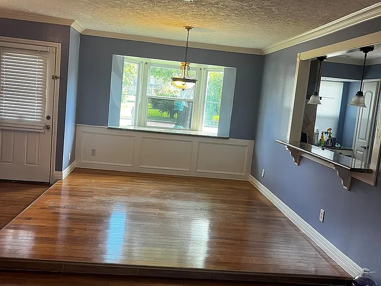 12418 Plumbrook Dr — Photo 3