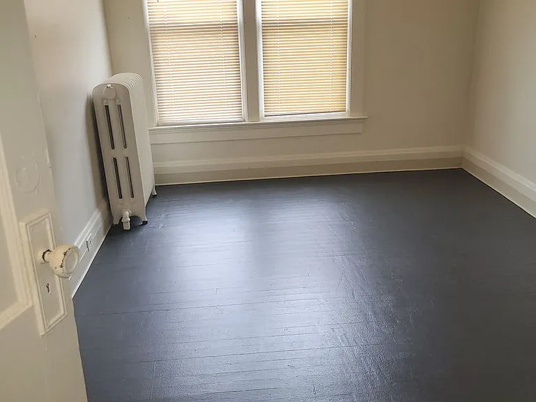 148 N Maple Ave — Photo 7