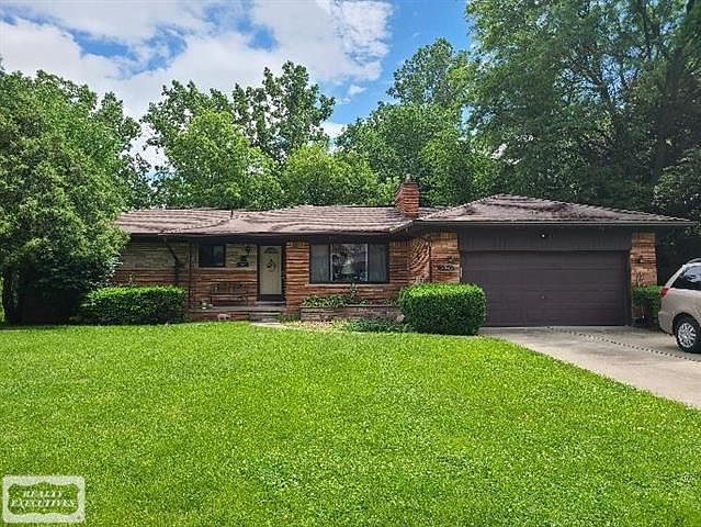 1st image of 37948 W Bonkay Dr