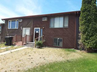 1815 10th Ave E, Williston, ND 58801