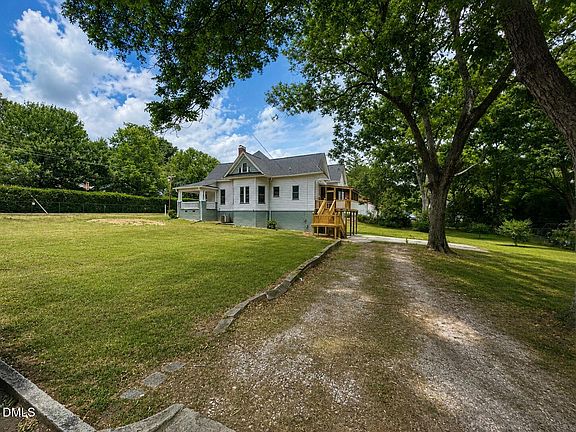 2nd image of 202 Forest Ave