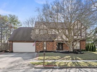 2403 Olde Sawmill Blvd, Dublin, OH 43016