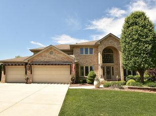 19190 Spruce Ct, Mokena, IL 60448