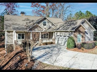 114 Woods Dr, West Union, SC 29696