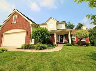 4376 White Birch Dr, Grand Blanc, MI 48439