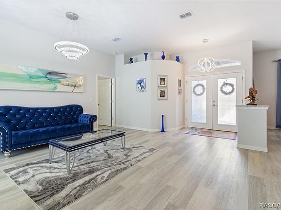 4th image of 4856 N Perry Dr