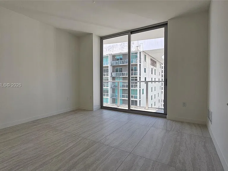 77 SE 5th St #4014 — Photo 42