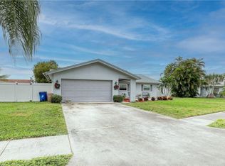 876 Bethany Ct N, Fort Myers, FL 33919