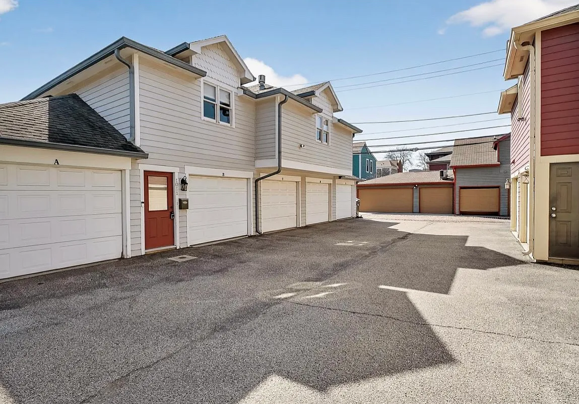 1 bed, 861 sqft, $1,500 — Photo 1