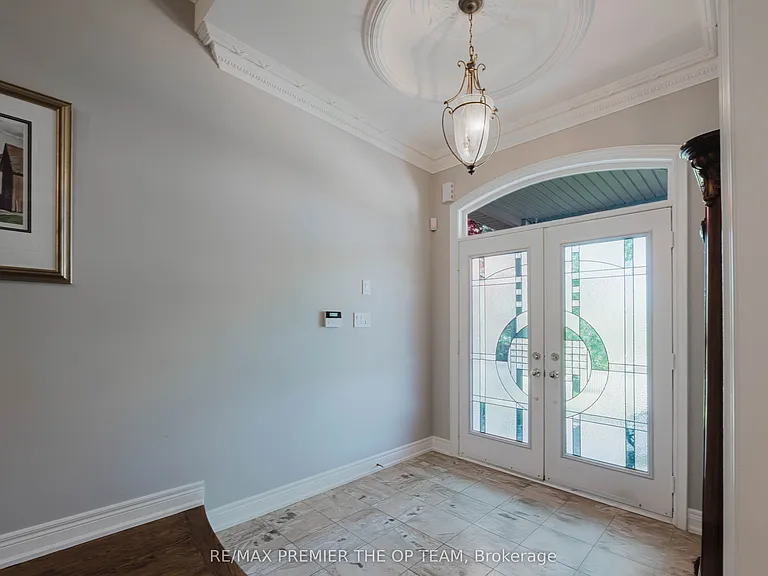 56 Park Ridge Dr #UPPER — Photo 7