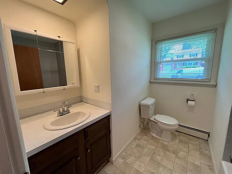 1112 Harriet Ave — Photo 9