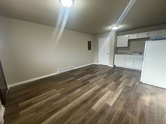 5th image of 1307 7th Ave #C