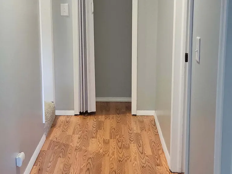 110 Hawthorne Ln — Photo 39