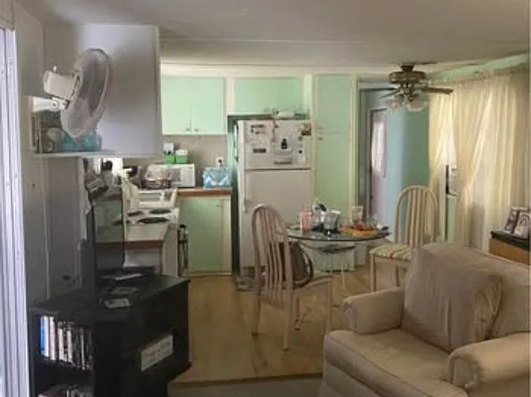 384 Bergen St, Fort Myers, FL 33903