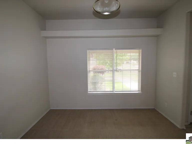 1906 Flagstaff Dr — Photo 19