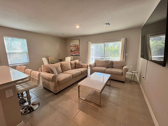 5th image of 15201 Wildflower Cir