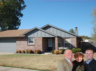 1112 W Louisville St, Broken Arrow, OK 74012