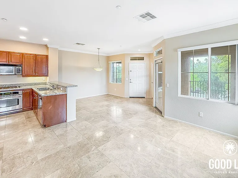 11091 Catarina Ln #328 — Photo 2
