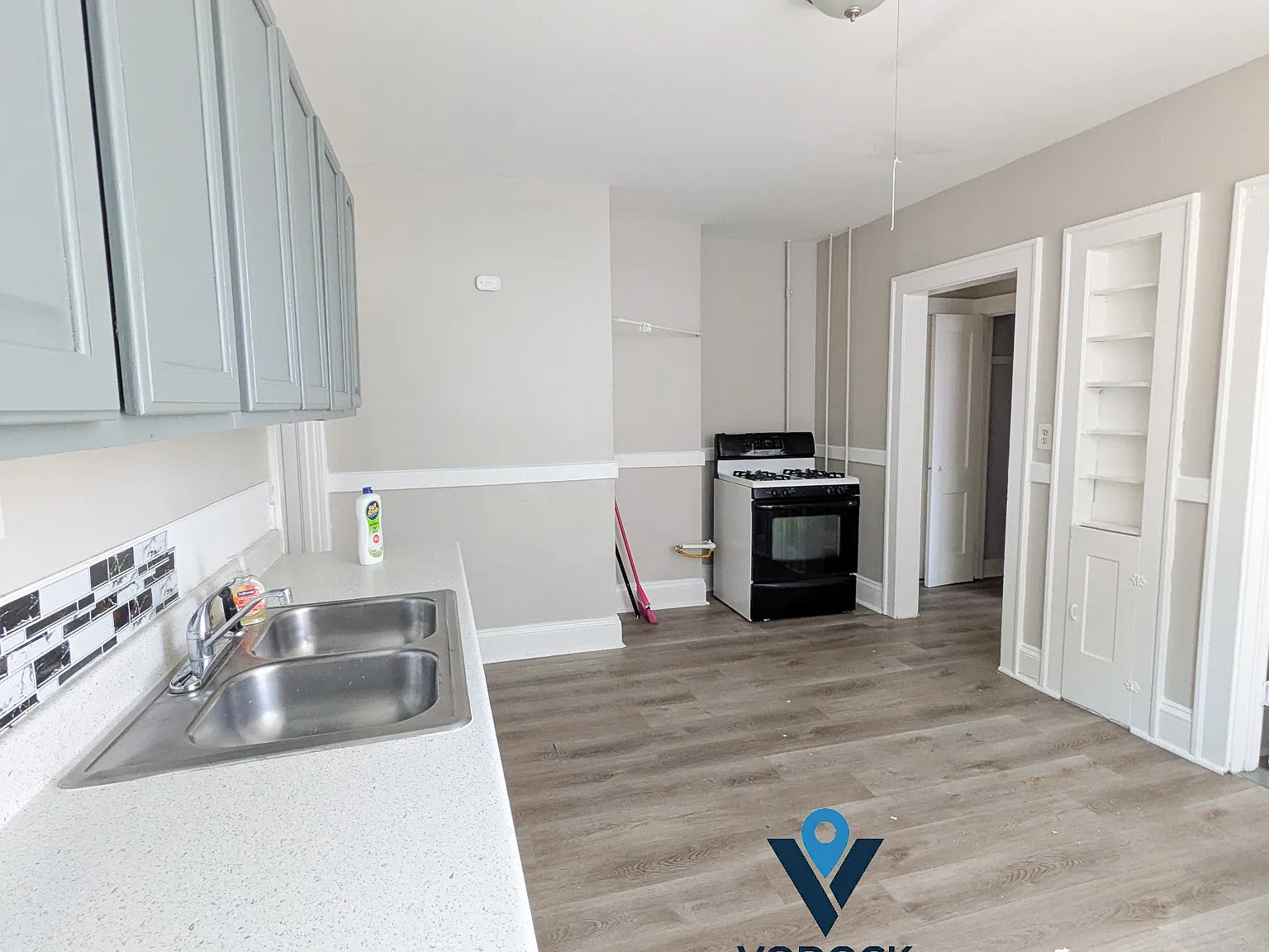 2 bed, 1000 sqft, $1,250 — Photo 3