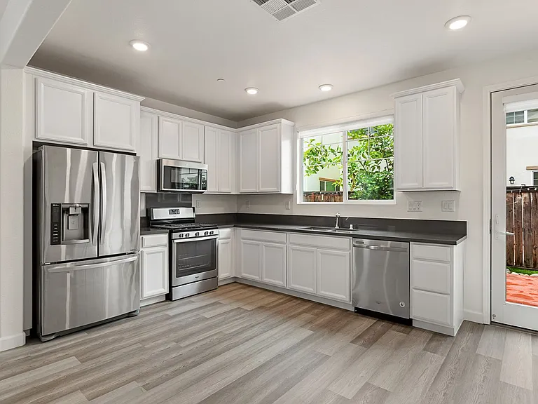3234 Havisham Way — Photo 3