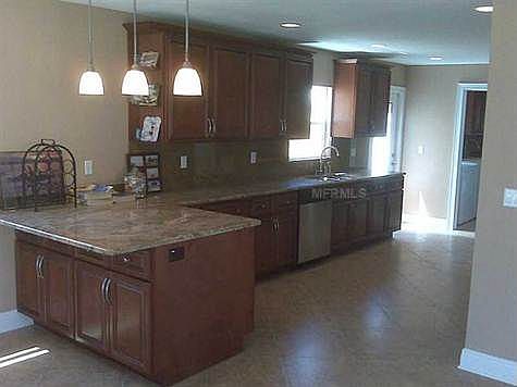 2nd image of 1001 S Atlantic Ave