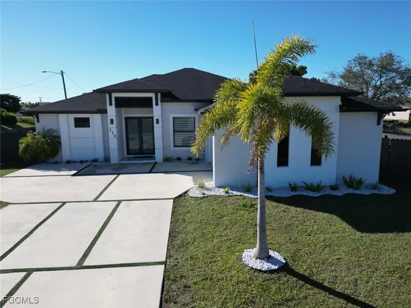 220 NW 15th Ave, Cape Coral, FL 33993