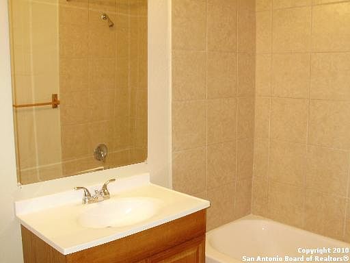 5th image of 13033 Oconnor Cv