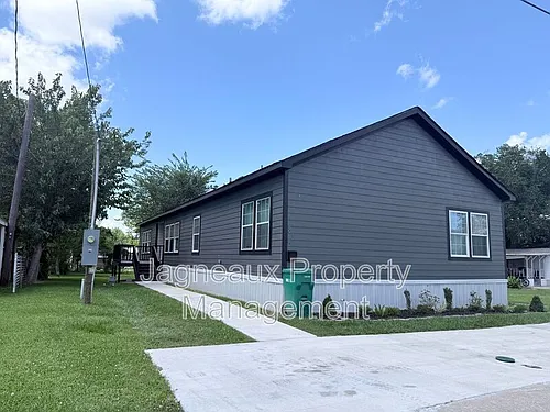 816 Shady Ln Photo 1