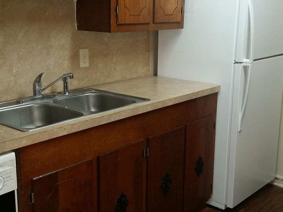 1st image of 600 Avenue J #403