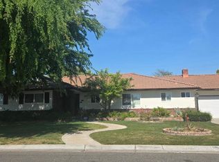 1636 W Vartikian Ave, Fresno, CA 93711