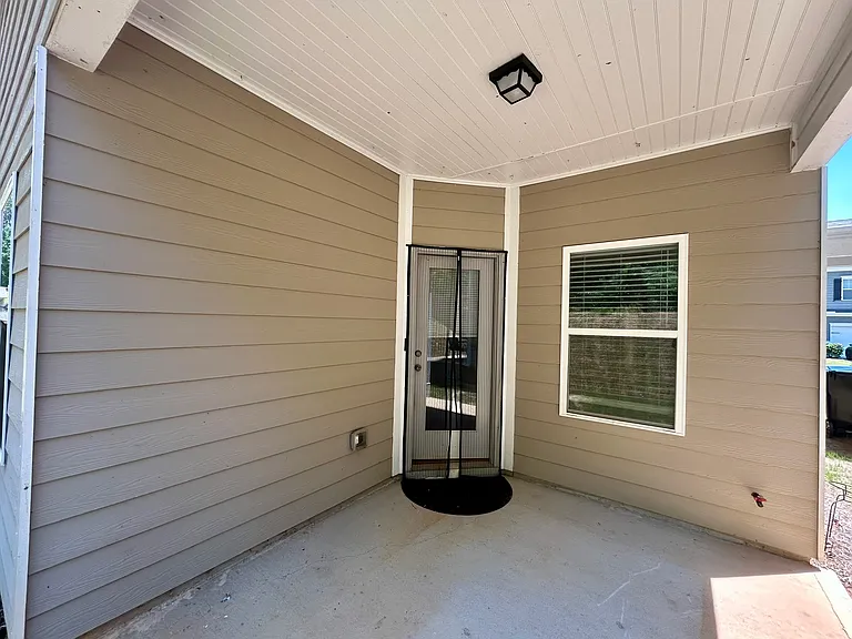 194 Bryon Ln — Photo 46