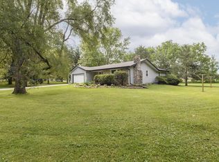 W229 Golden Lake Park Cir, Oconomowoc, WI 53066