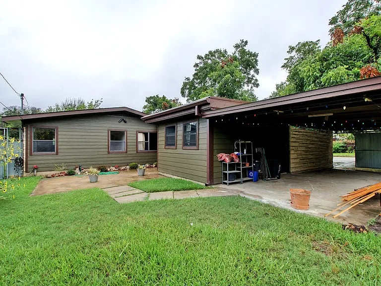1400 Larkwood Dr — Photo 22