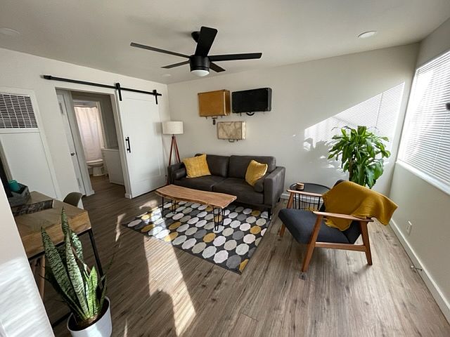 1st image of 383 E Redondo Ave