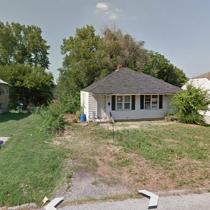 1st image of 1140 Everett Ave