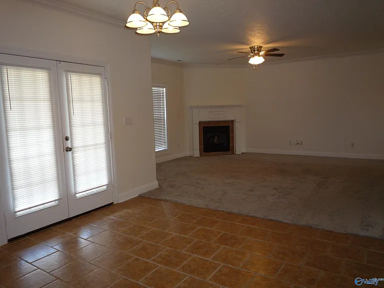 16656 Bellewood Dr — Photo 4