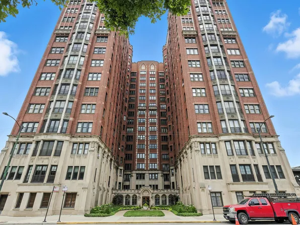 5832 S Stony Island Ave APT 12B, Chicago, IL 60637